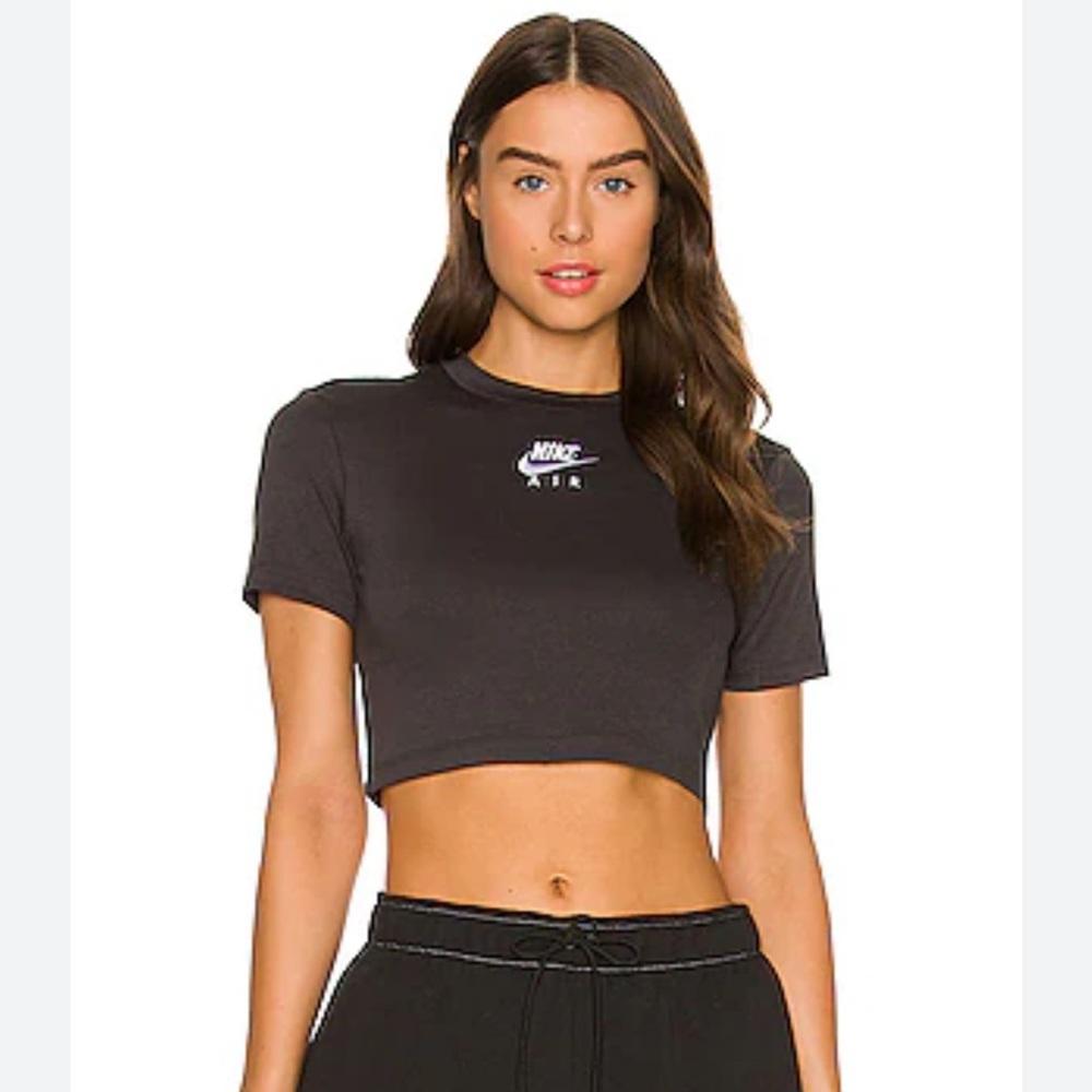 Worn twice Nike black crop top shirt